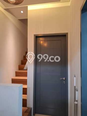 For Sale Rumah 3 Kamar Lokasi Strategis Bagus dan Strategis di Karang Tengah For Sale Rumah 3 Kamar Lokasi Strategis Bagus dan Strategis di Karang Tengah