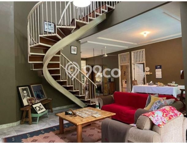 Jual Rumah Mewah Elegan Dengan View Eksklusif di Pondok Labu, Jakarta Selatan Jual Rumah Mewah Elegan Dengan View Eksklusif di Pondok Labu, Jakarta Selatan
