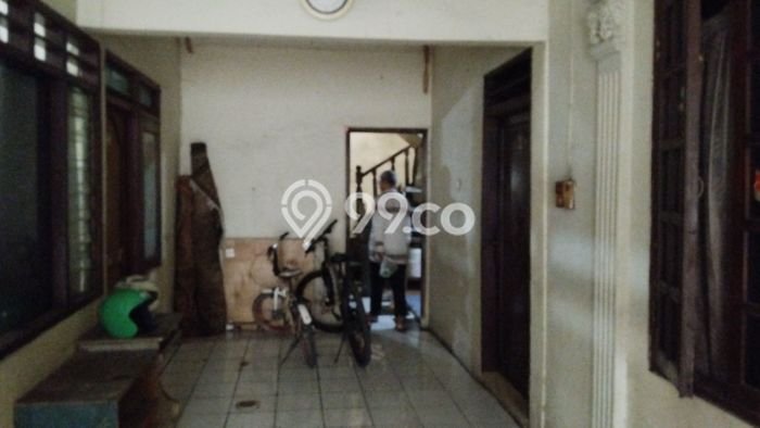 Siap Huni Hunian Elit 6 Kamar di Cilandak Dekat ke Mana Saja Siap Huni Hunian Elit 6 Kamar di Cilandak Dekat ke Mana Saja
