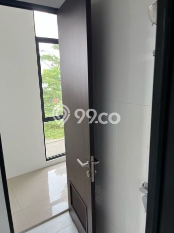 UNIT LANGKA! Rumah kawasan Semanan, 2 KT, View Kota, Luas 75m² Bangunan 69m² UNIT LANGKA! Rumah kawasan Semanan, 2 KT, View Kota, Luas 75m² Bangunan 69m²