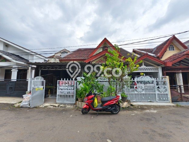 Rumah Elit LB 250m2 Siap Huni Desain Elegan di Galaxy, Bekasi Rumah Elit LB 250m2 Siap Huni Desain Elegan di Galaxy, Bekasi