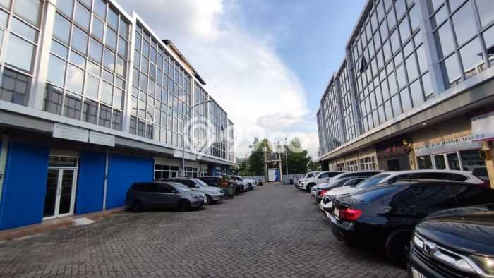 POTENSI BESAR! Ruko Kawasan Kranji, Luas 480m², Area Komersial POTENSI BESAR! Ruko Kawasan Kranji, Luas 480m², Area Komersial