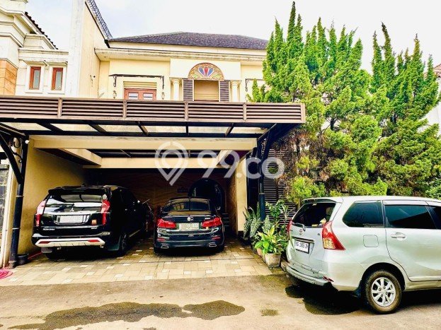 Dijual Rumah Premium dengan Fasilitas Sekitar Komplit di Mampang Prapatan, Jakarta Selatan Dijual Rumah Premium dengan Fasilitas Sekitar Komplit di Mampang Prapatan, Jakarta Selatan