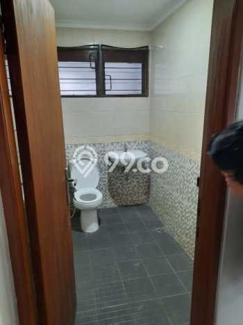 Rumah Disewakan Jakarta Selatan LT 200m2 LB 200m2 Area Pondok Indah Rumah Disewakan Jakarta Selatan LT 200m2 LB 200m2 Area Pondok Indah