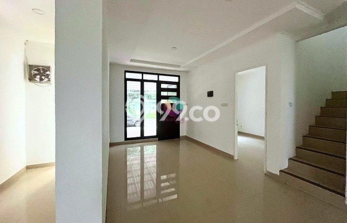 Rumah Modern 5 Kamar LT 128m2 di Kota Wisata Rumah Modern 5 Kamar LT 128m2 di Kota Wisata