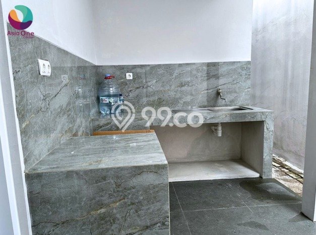 Jual Rumah Modern 2 KT di Kota Wisata, Jakarta Timur Jual Rumah Modern 2 KT di Kota Wisata, Jakarta Timur