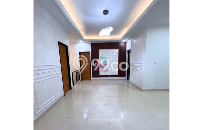Jual Rumah Luas Megah Dengan View Eksklusif di Cibubur, Depok Jual Rumah Luas Megah Dengan View Eksklusif di Cibubur, Depok
