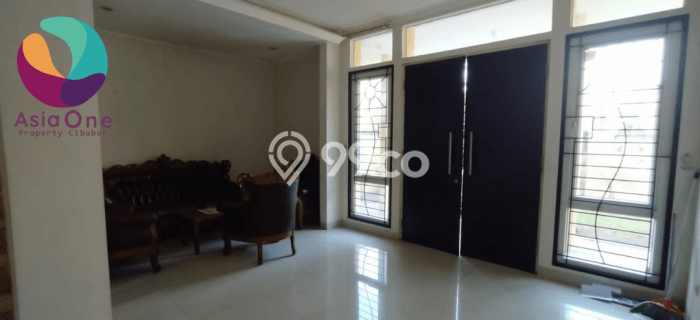 Disewakan! Rumah 4 Kamar Tidur &
3 Kamar Mandi di Kota Wisata, Jakarta Timur Disewakan! Rumah 4 Kamar Tidur &
3 Kamar Mandi di Kota Wisata, Jakarta Timur