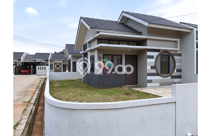 For Sale Rumah 2 Kamar Lokasi Ideal Bagus dan Strategis di Cileungsi For Sale Rumah 2 Kamar Lokasi Ideal Bagus dan Strategis di Cileungsi