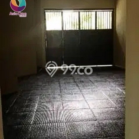 Rumah sewa siap pakai 4 KT di Raffles Hills, Jakarta Timur Rumah sewa siap pakai 4 KT di Raffles Hills, Jakarta Timur