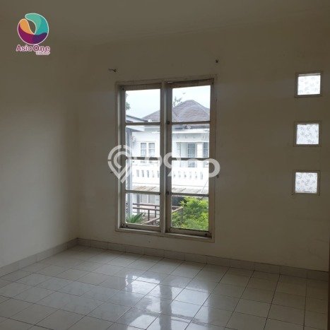 Rumah di , Akses ke Stasiun, 2 KM, LT 128m2m² Bangunan 100m2m² Rumah di , Akses ke Stasiun, 2 KM, LT 128m2m² Bangunan 100m2m²
