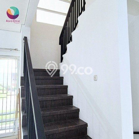 Disewakan! Rumah 4 Kamar Tidur &
4 Kamar Mandi di Raffles Hills, Jakarta Timur Disewakan! Rumah 4 Kamar Tidur &
4 Kamar Mandi di Raffles Hills, Jakarta Timur