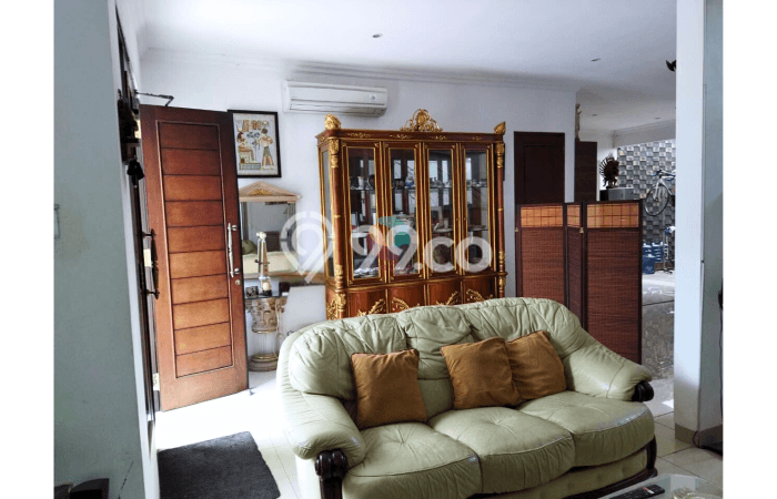 Hunian Mewah LB 310m2 Siap Huni Desain Elegan di Citra Grand, Jakarta Timur Hunian Mewah LB 310m2 Siap Huni Desain Elegan di Citra Grand, Jakarta Timur