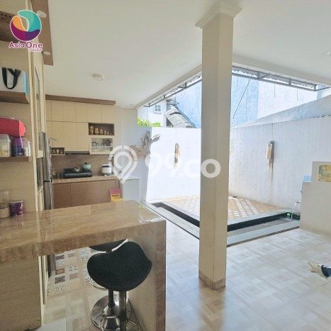 Dijual Hunian Rumah Terawat 4 Kamar di Legenda Wisata, Jakarta Timur Dijual Hunian Rumah Terawat 4 Kamar di Legenda Wisata, Jakarta Timur