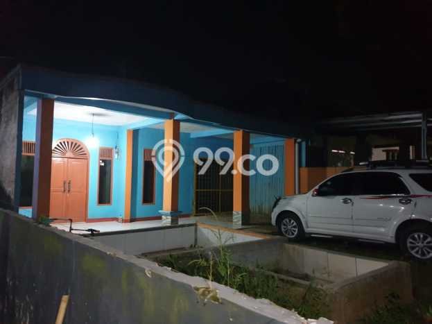 Hunian Strategis 2 KT LB 150m2 Kondisi Bagus di Cikalong Wetan Hunian Strategis 2 KT LB 150m2 Kondisi Bagus di Cikalong Wetan