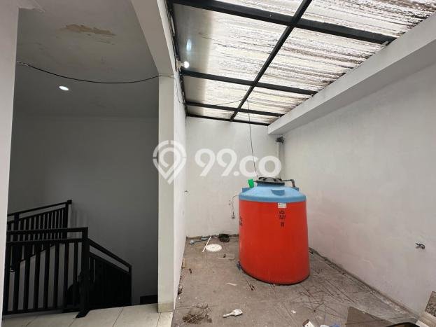 HUNIAN PILIHAN! Rumah area , Luas 247m2m² LB 209m2m² HUNIAN PILIHAN! Rumah area , Luas 247m2m² LB 209m2m²