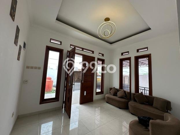HUNIAN PILIHAN! Rumah area , Luas 247m2m² LB 209m2m² HUNIAN PILIHAN! Rumah area , Luas 247m2m² LB 209m2m²
