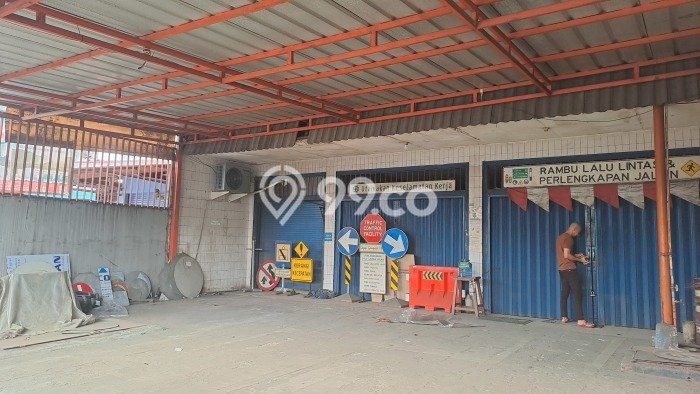 FOR SALE! Ruko di Sawangan Depok, LT 225m2, LB 100m2 FOR SALE! Ruko di Sawangan Depok, LT 225m2, LB 100m2