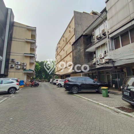FOR SALE! Ruko di Kebayoran Baru Jakarta Selatan, LT 204m2, LB 700m2 FOR SALE! Ruko di Kebayoran Baru Jakarta Selatan, LT 204m2, LB 700m2
