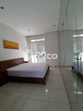 Rumah Mewah Dijual LT 165m2 di Ciputat Timur, Tangerang Selatan Rumah Mewah Dijual LT 165m2 di Ciputat Timur, Tangerang Selatan