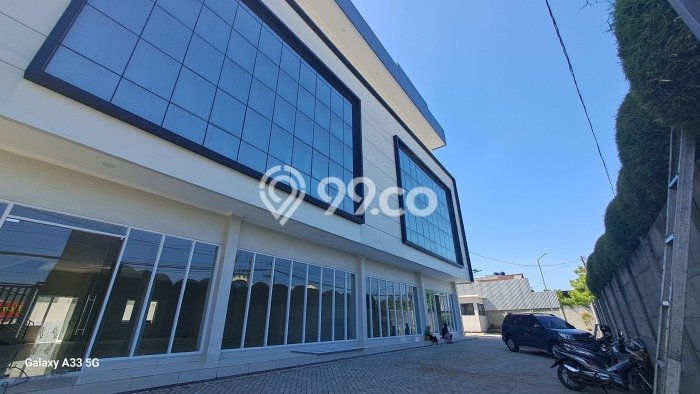 Kantor disewakan di Citeureup Bogor dengan luas bangunan 1040m2 Kantor disewakan di Citeureup Bogor dengan luas bangunan 1040m2