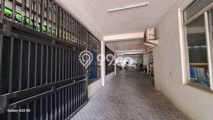 Area Ramai! Kantor Dijual di Menteng untuk Bisnis Luas Bangunan 904m2 Area Ramai! Kantor Dijual di Menteng untuk Bisnis Luas Bangunan 904m2
