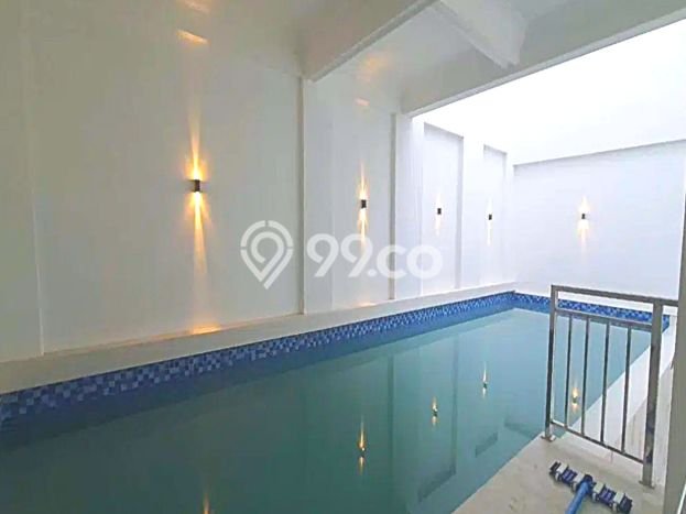 For Sale! Luxury House LT 360m2 Desain Elegan di Pantai Indah Kapuk For Sale! Luxury House LT 360m2 Desain Elegan di Pantai Indah Kapuk