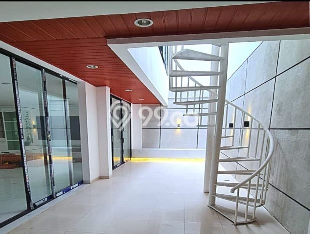 Rumah Luxury Modern Tanpa Renovasi di Muara Karang Jakarta Utara Rumah Luxury Modern Tanpa Renovasi di Muara Karang Jakarta Utara