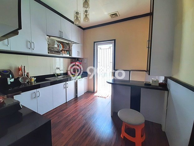 Dijual Rumah Mewah Exclusive di Cengkareng, Jakarta Barat Dijual Rumah Mewah Exclusive di Cengkareng, Jakarta Barat