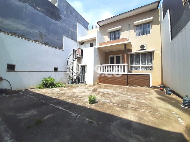 Dijual Rumah Mewah Exclusive di Cengkareng, Jakarta Barat Dijual Rumah Mewah Exclusive di Cengkareng, Jakarta Barat