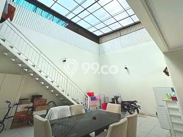 For Sale! Premium House LT 200m2 Desain Elegan di Muara Karang For Sale! Premium House LT 200m2 Desain Elegan di Muara Karang