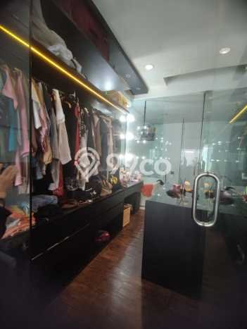 Hunian Elit LB 200m2 Siap Pakai Desain Elegan di Daan Mogot, Jakarta Barat Hunian Elit LB 200m2 Siap Pakai Desain Elegan di Daan Mogot, Jakarta Barat