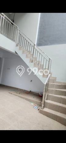 Ready to Use! Premium House LT 75m2 Desain Elegan di Teluk Gong Ready to Use! Premium House LT 75m2 Desain Elegan di Teluk Gong
