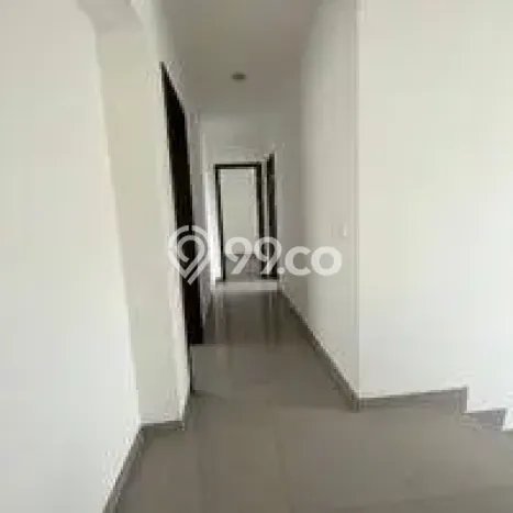 Disewakan! Rumah 4 Kamar Tidur &
4 Kamar Mandi di Pantai Indah Kapuk 2, Jakarta Utara Disewakan! Rumah 4 Kamar Tidur &
4 Kamar Mandi di Pantai Indah Kapuk 2, Jakarta Utara