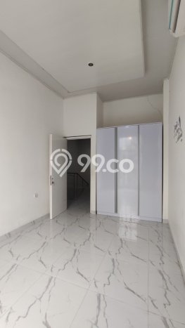 Sewa Rumah Murah di Citra Grand Jakarta Timur dengan 4 KT Sewa Rumah Murah di Citra Grand Jakarta Timur dengan 4 KT