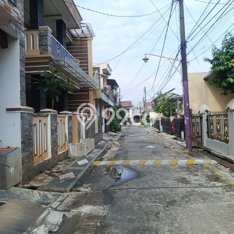 For Sale Rumah 4 Kamar Lokasi Ideal Nyaman dan Strategis di Jatisampurna For Sale Rumah 4 Kamar Lokasi Ideal Nyaman dan Strategis di Jatisampurna