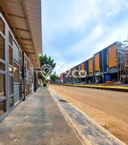 Siap Huni Rumah Mewah 5 Kamar di Bekasi Barat Dekat ke Mana Saja Siap Huni Rumah Mewah 5 Kamar di Bekasi Barat Dekat ke Mana Saja