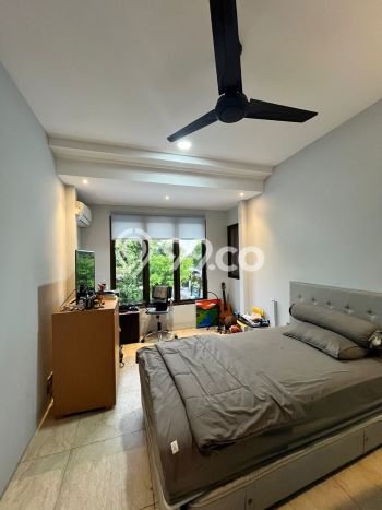 Jual Rumah Luas Elegan Dengan View Eksklusif di Tanjung Barat, Jakarta Selatan Jual Rumah Luas Elegan Dengan View Eksklusif di Tanjung Barat, Jakarta Selatan