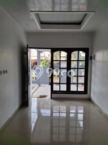 Rumah Strategis Modern Lb 148m2 di Jatisampurna, Bekasi Rumah Strategis Modern Lb 148m2 di Jatisampurna, Bekasi