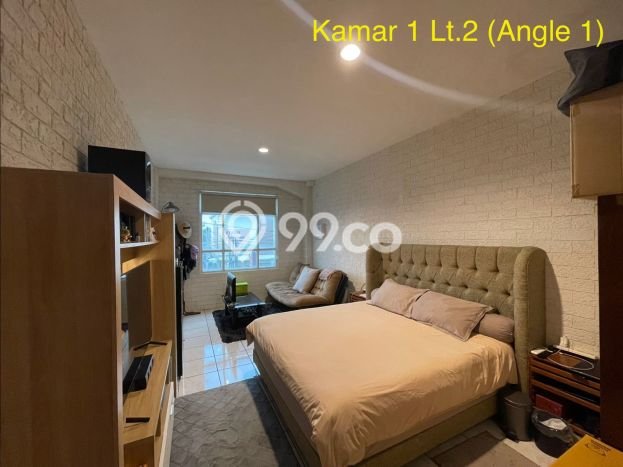 Ruko Disewakan Kawasan Jagasatru, Luas 160m², Pusat Bisnis, Siap Operasi Ruko Disewakan Kawasan Jagasatru, Luas 160m², Pusat Bisnis, Siap Operasi