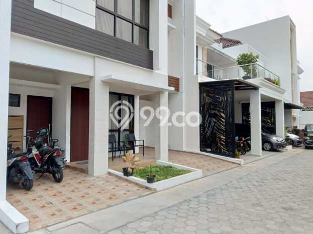 Dijual Cepat Rumah Favorit Siap Huni LB 110m2 di Duren Sawit, Jakarta Timur Dijual Cepat Rumah Favorit Siap Huni LB 110m2 di Duren Sawit, Jakarta Timur