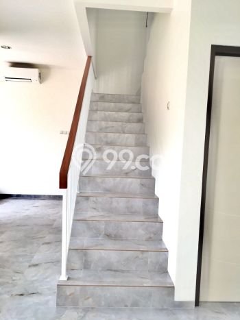 Rumah Modern 3 KT LT 90m2 di Cipinang Rumah Modern 3 KT LT 90m2 di Cipinang