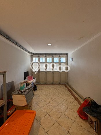 Ready to Use! Premium House LT 126m2 Desain Elegan di Pluit Ready to Use! Premium House LT 126m2 Desain Elegan di Pluit