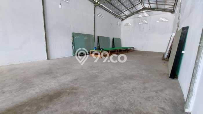 Untuk Dijual! Gudang di Kapuk Kamal Jakarta Barat LT 260m2 / LB 260m2 Kawasan Bisnis Untuk Dijual! Gudang di Kapuk Kamal Jakarta Barat LT 260m2 / LB 260m2 Kawasan Bisnis
