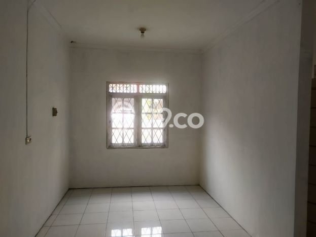 Dijual Cepat Rumah Strategis LT 148m2 LB 60m2 di Tangerang Selatan Cocok untuk Hunian Dijual Cepat Rumah Strategis LT 148m2 LB 60m2 di Tangerang Selatan Cocok untuk Hunian