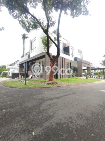 For Sale Hunian Mewah Klasik di Tangerang For Sale Hunian Mewah Klasik di Tangerang
