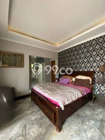 Rumah Elit Akses Strategis di Tangerang Selatan Rumah Elit Akses Strategis di Tangerang Selatan