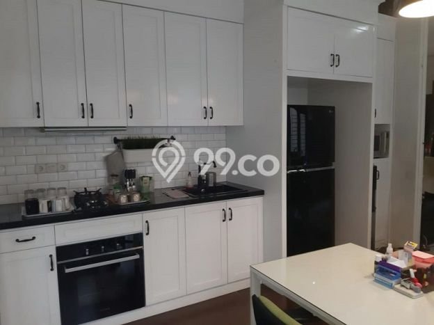 Rumah Luxury Best Area di Tangerang Selatan, Banten Rumah Luxury Best Area di Tangerang Selatan, Banten