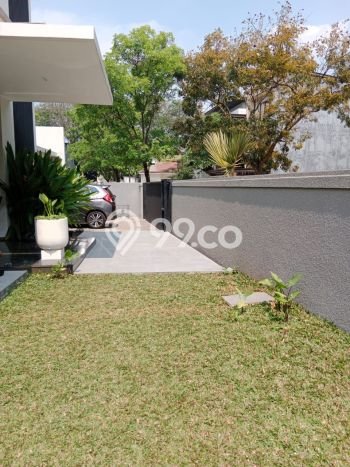 Rumah Elit Akses Mudah di Tangerang Selatan Rumah Elit Akses Mudah di Tangerang Selatan