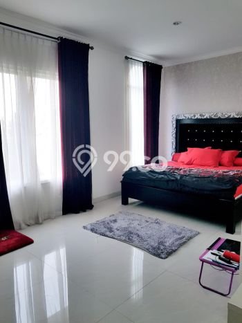 Rumah Luxury di Tangerang Lokasi Strategis Kondisi Baik Rumah Luxury di Tangerang Lokasi Strategis Kondisi Baik